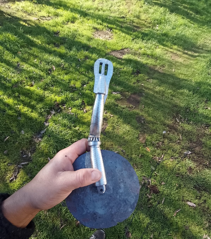 ESPUELAS CHAPEADAS